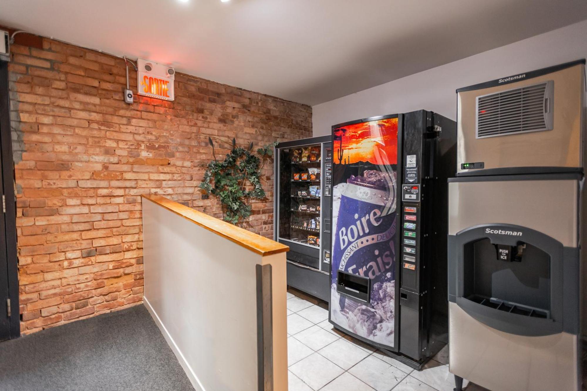 Hotel Le Roberval Montréal Dış mekan fotoğraf